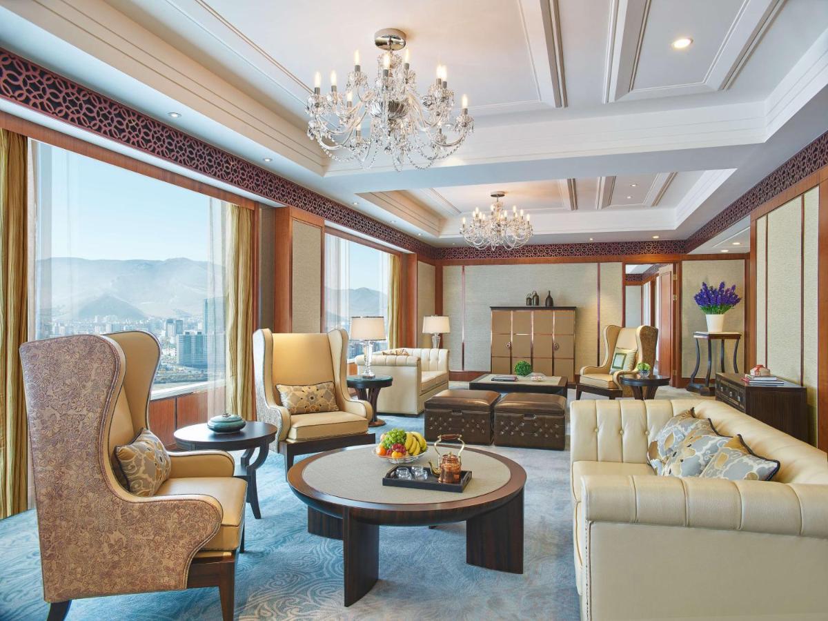 Shangri-La Ulaanbaatar Hotel Екстериор снимка